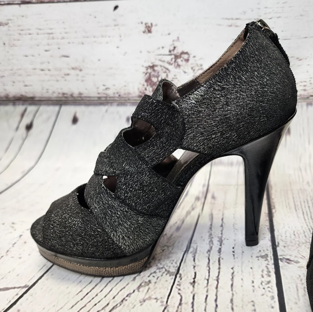 Isola Dallan Metallic Black Silver Platform Leather Heels‎ Size 9